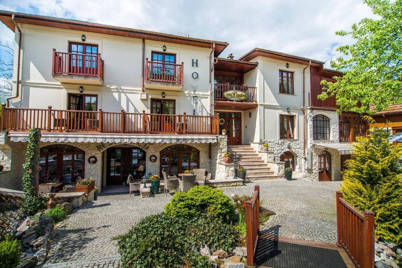 Hotel Dwa Ksiezyce Kazimierz Dolny Exterior photo